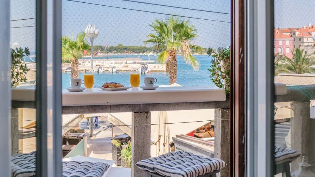 Apartmanok A Tenger Mellett Supetar, Brac - 23792 Supetar (1)