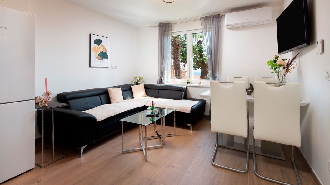 Apartmanok Parkolóhellyel Opátia - Opatija - 23861 (1)