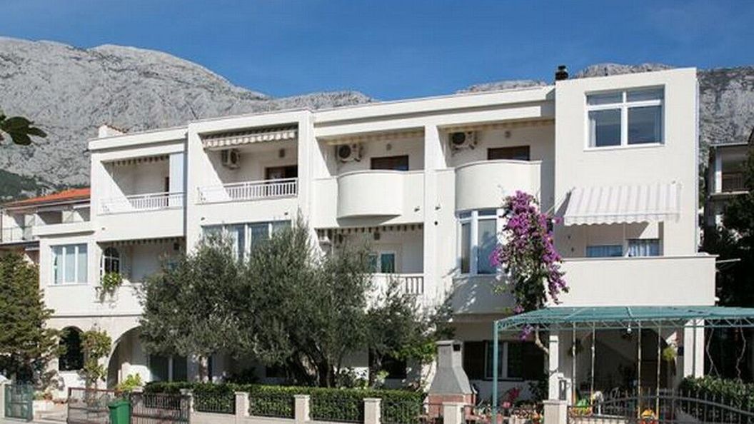 Apartmanok A Tenger Mellett Tucepi, Makarska - 23944 Tučepi (1)