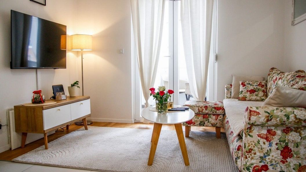 Apartmanok Parkolóhellyel Podstrana, Split - 24063 Podstrana (1)