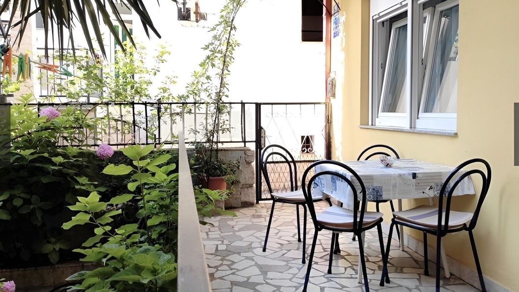 Apartmanok A Tenger Mellett Selce, Crikvenica - 24075 Selce (1)