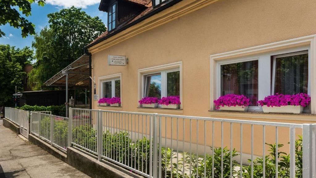 Szobák Internet Hozzáféréssel Zágráb - Zagreb - 24079 (1)