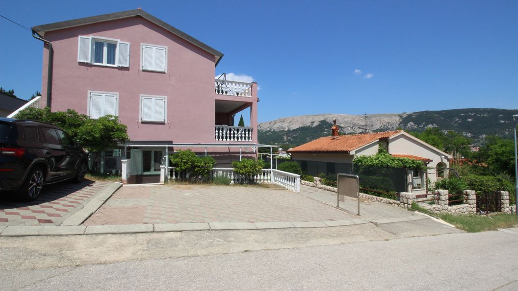 Apartmanok Parkolóhellyel Baska, Krk - 24175 Baška (1)