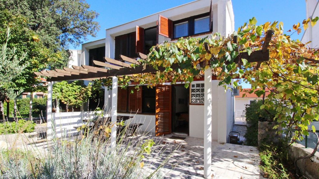 Apartmanok A Tenger Mellett Baska, Krk - 24187 Baška (1)