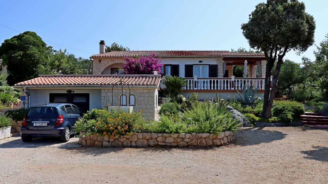 Apartmanok Parkolóhellyel Barbat, Rab - 24215 Barbat (1)