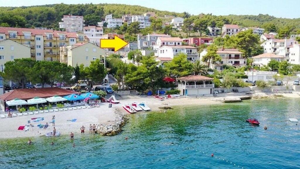 Apartmanok A Tenger Mellett Medencével Arbanija, Ciovo - 24254 Arbanija (1)