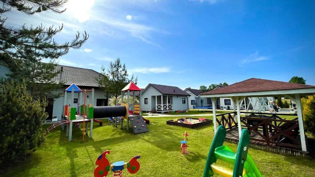 Domki Letniskowe Ratownik Sarbinowo (1)