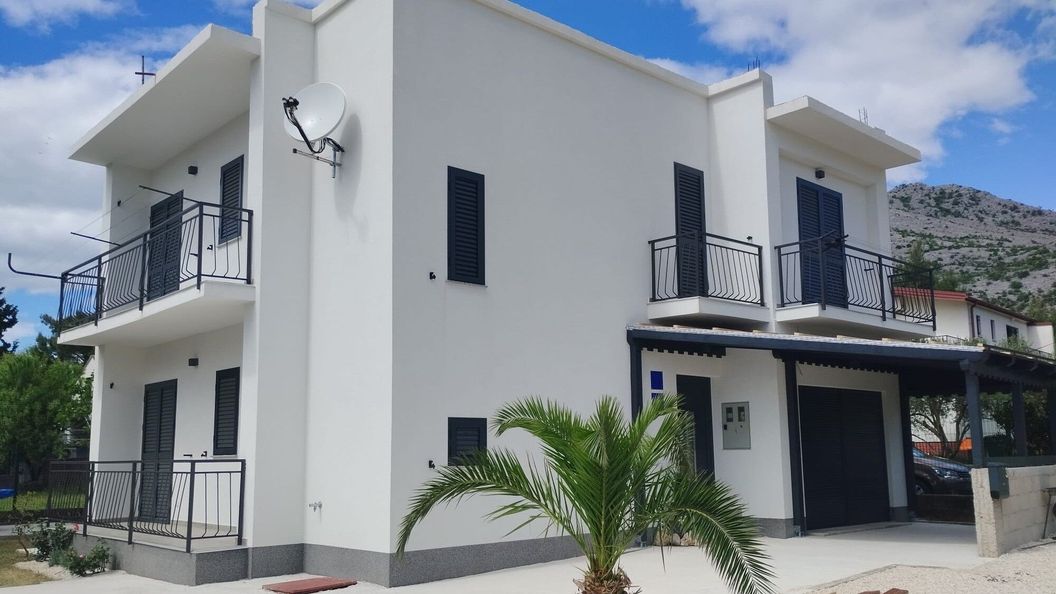 Apartmanok és Szobák Parkolóhellyel Starigrad, Paklenica - 24535 Starigrad (1)