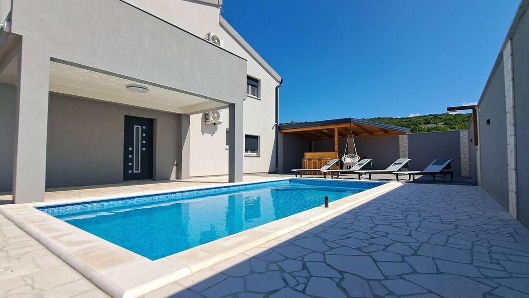 Ház Családok Részére Medencével Maslenica, Novigrad - 24641 Maslenica (1)