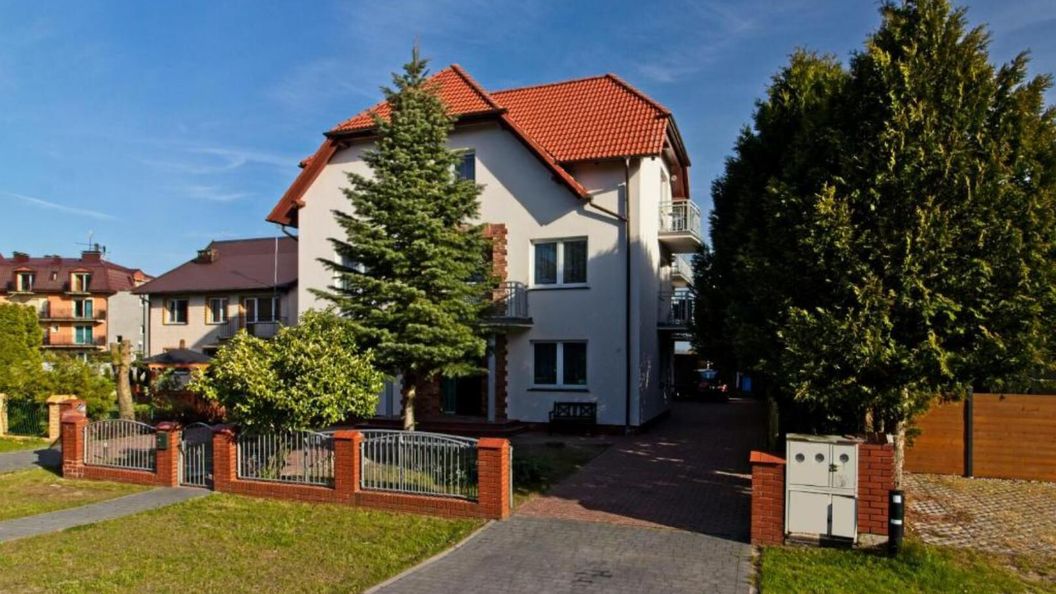 Domino Dom Gościnny Międzywodzie (1)