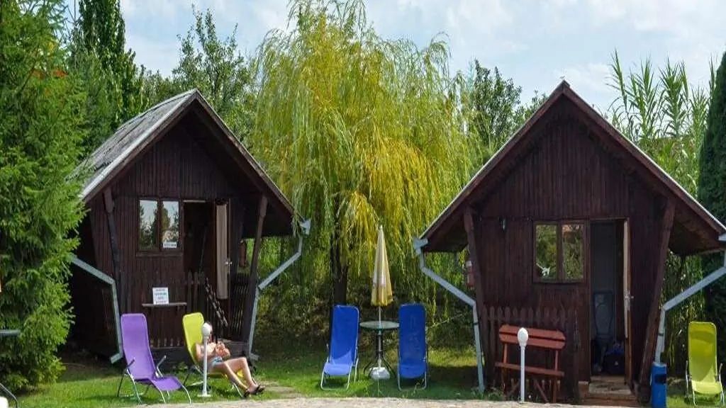 Camping Robinson Country Club Oradea (1)