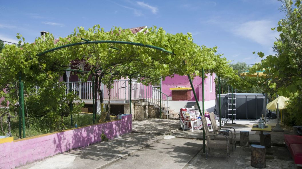 House Cross Zemunik Donji (1)