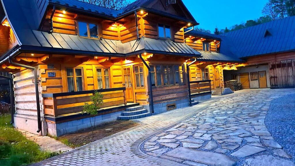 Chochołowskie Apartamenty -1 i Domki (1)