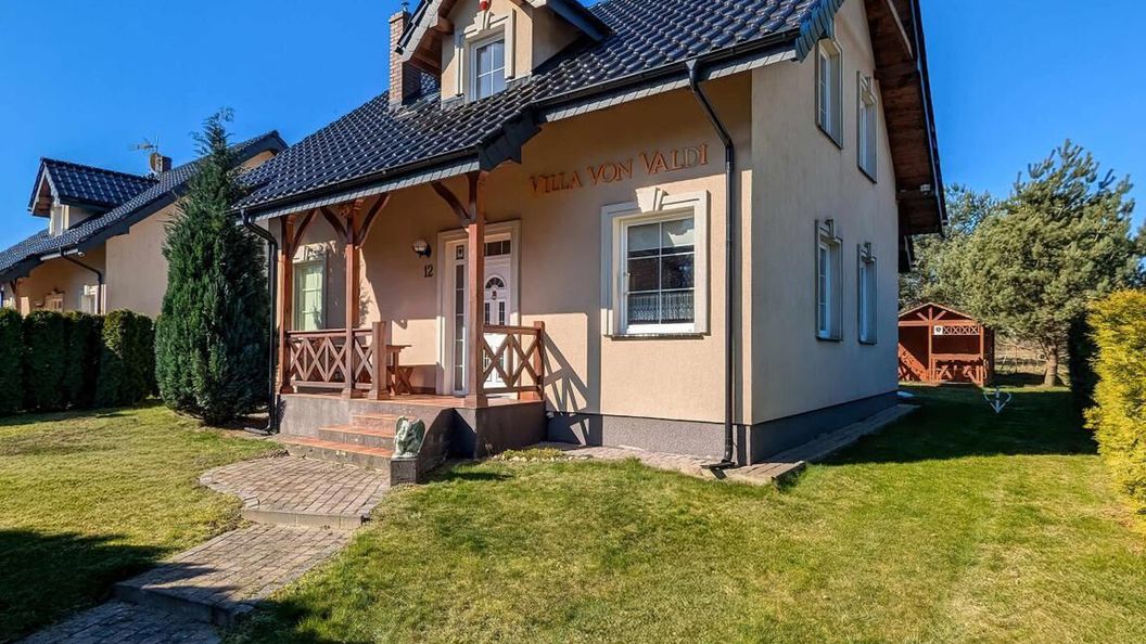 Dom Jeżynowa 12 | 3 Sypialnie | Sauna | Ogród | Chłapowo (1)