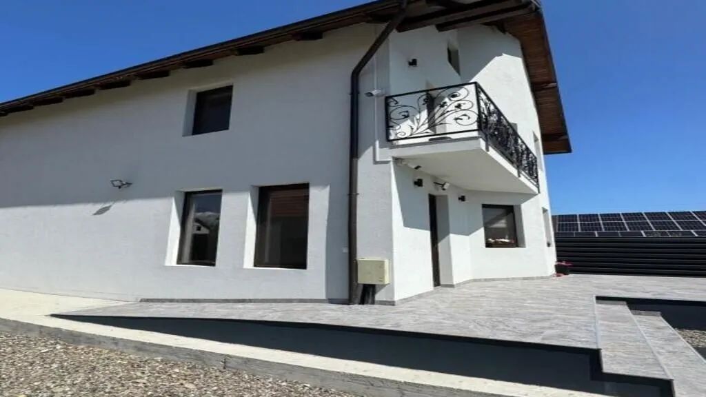 Casa La Pop Cu Drag Ocna Şugatag (1)
