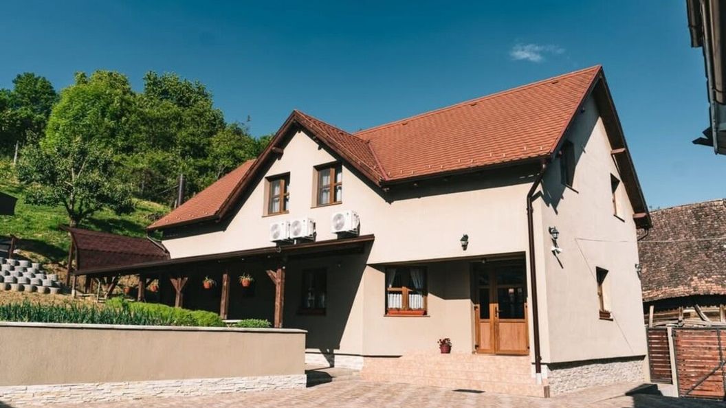 Pensiunea Kacso Măgherani (1)