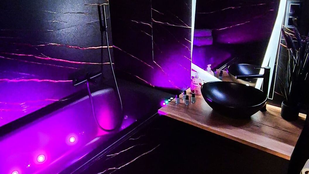 Apartament Nowy Targ Pod 27 wanna z hydromasażem, klimatyzacja (1)