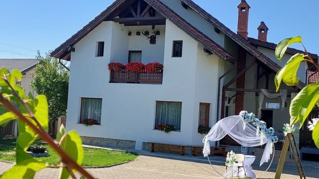 Pensiune Craii Neamțului Almaș (1)