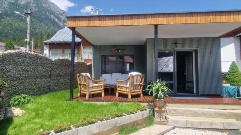 Alpine Yard Nest Buşteni (1)