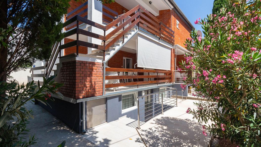 Apartman Starigrad - CDY010 (1)