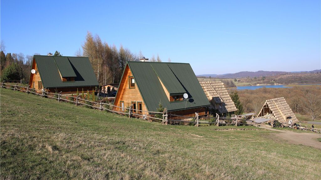 Rajska Zagroda Domki Wołkowyja (1)