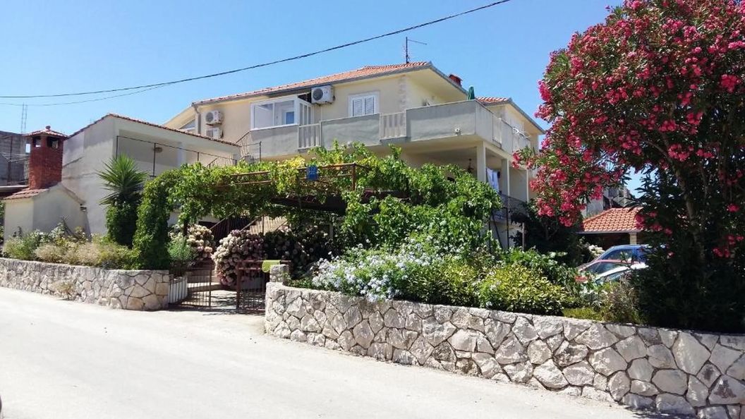 Apartment Rosa Supetar (1)