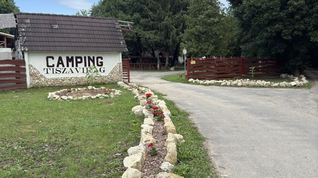 Tiszavirág Camping és Vendégház Rakamaz (1)