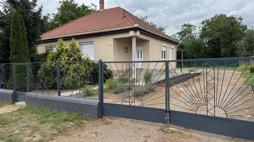 Verpeléti Levendula Vendégház (1)