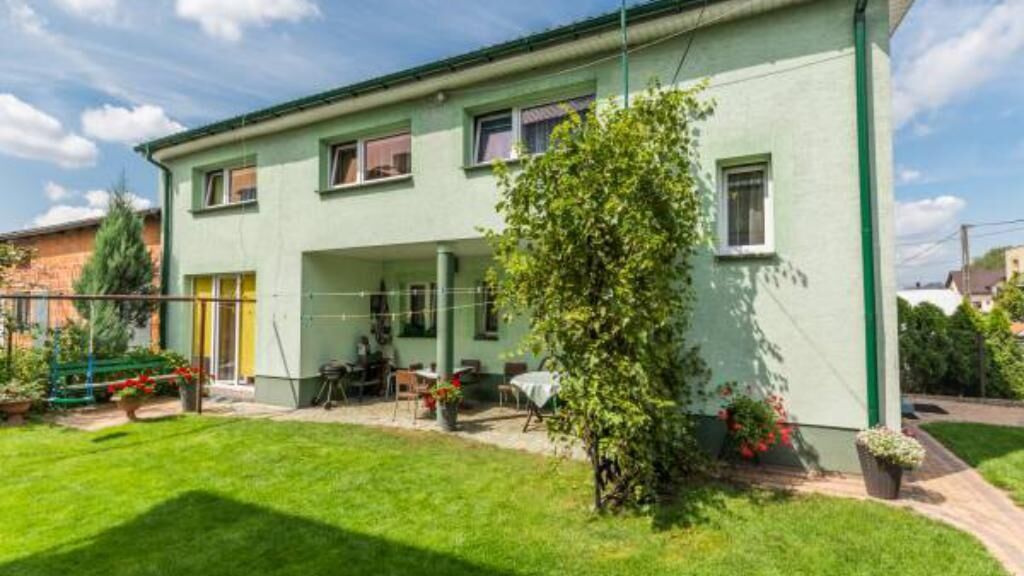 Pokoje gościnne Amaryllis Uniejów (1)