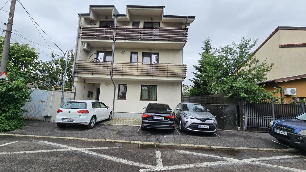 Exclusive Living Apartment București (1)