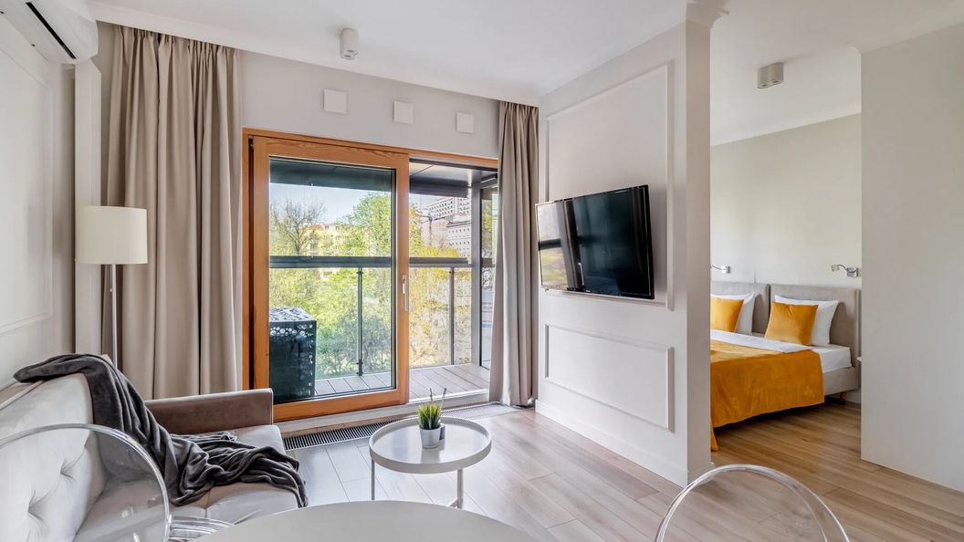 Golden Luxe Residence - Mennica Residence - Business & City Center (1)