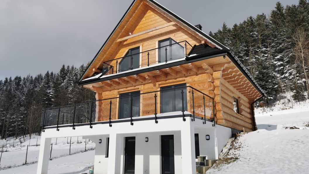 Dom z bali Tomanówka (1)