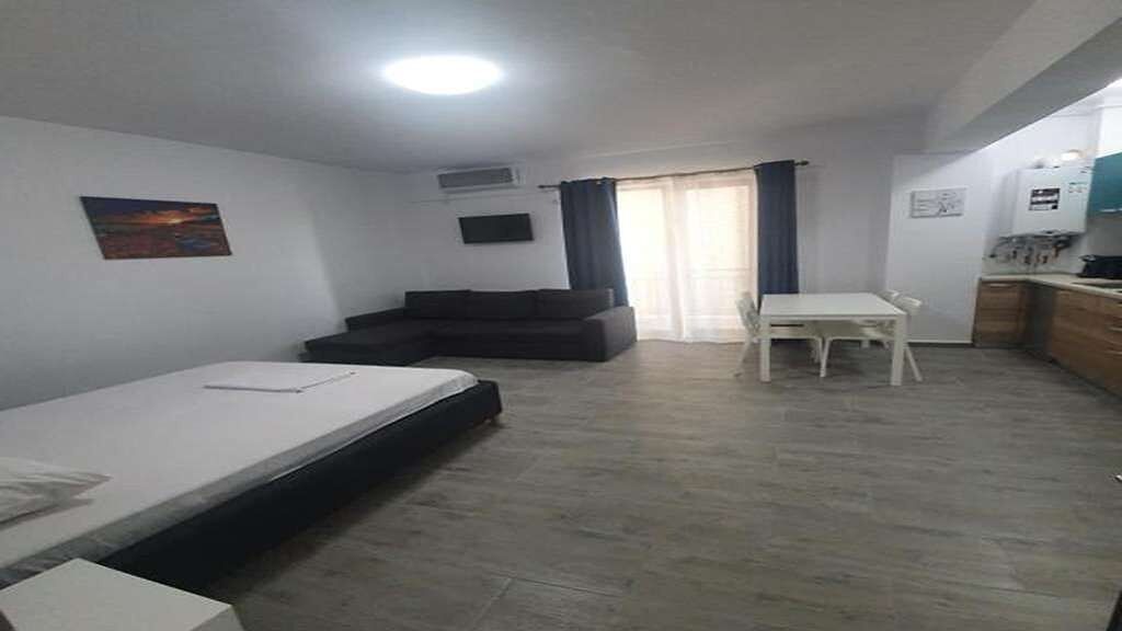 Brizza Apartments 3 Mamaia-Sat (1)