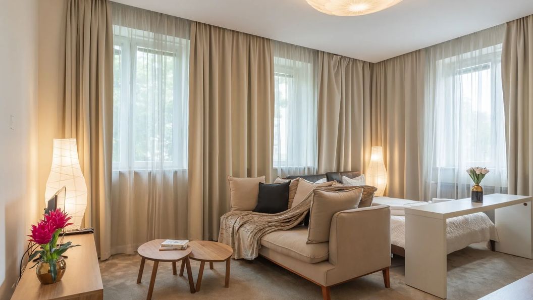 Golden Apartments- Great Location - Bright and Stylish- Plac Konstytucji (1)