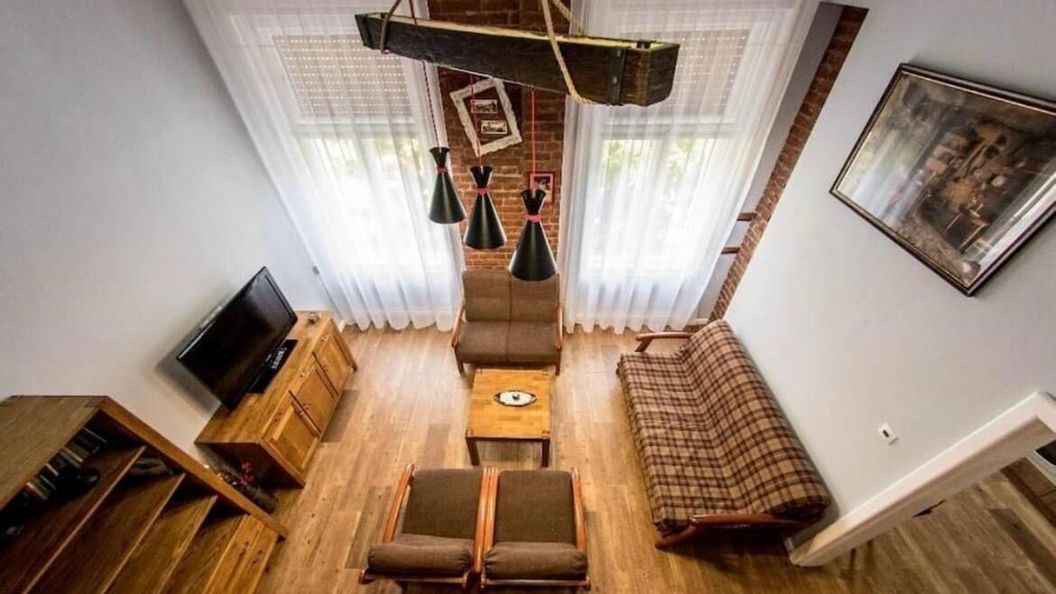 Henessence Apartment Ultracentral Oradea (1)