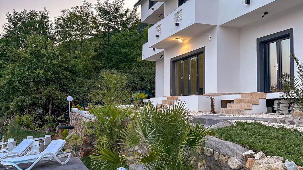 Casa Riviera 990 Ambasador Eşelniţa (1)