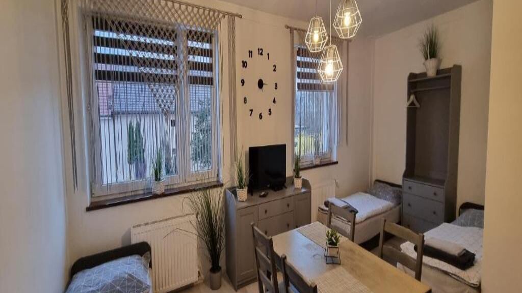 Noclegi na Łącznej Świebodzice (1)