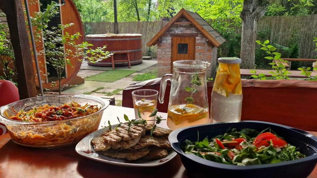 Váradi Vendégház Szanazug Doboz (1)