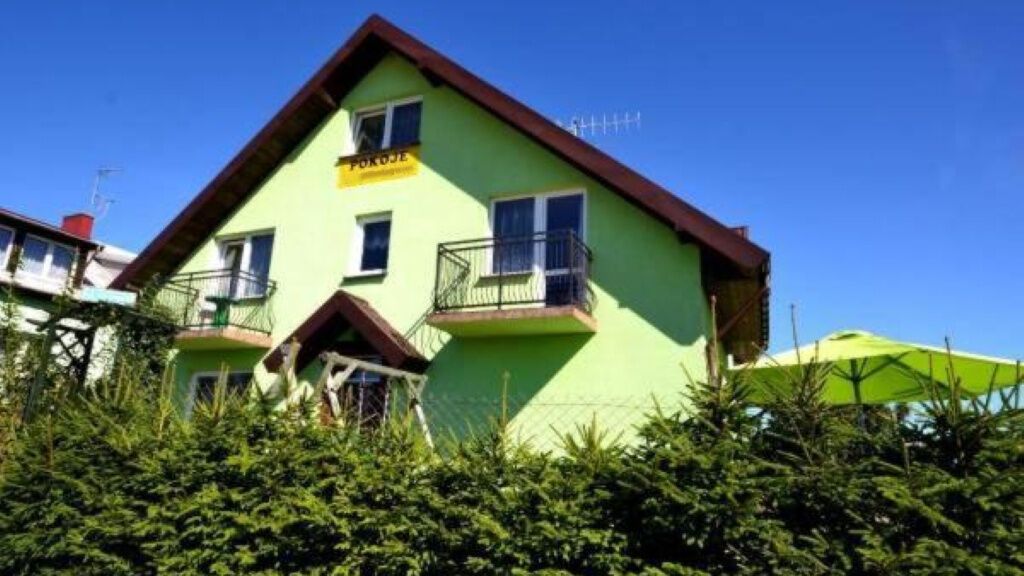 Pokoje Gościnne Justyna w Jarosławcu (1)