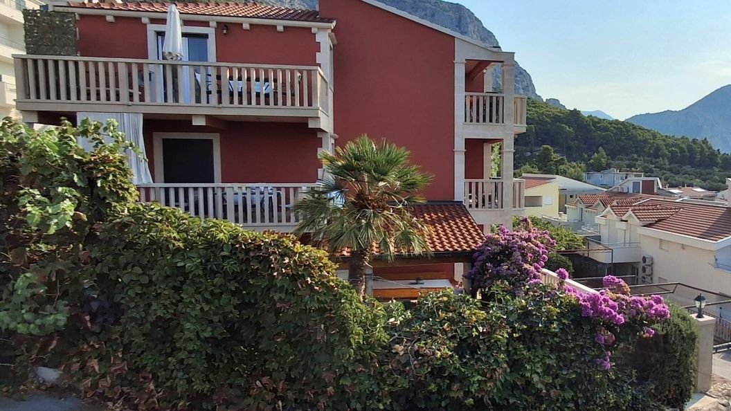 Apartmanok Parkolóhellyel Duce, Omis - 23509 Duće (1)