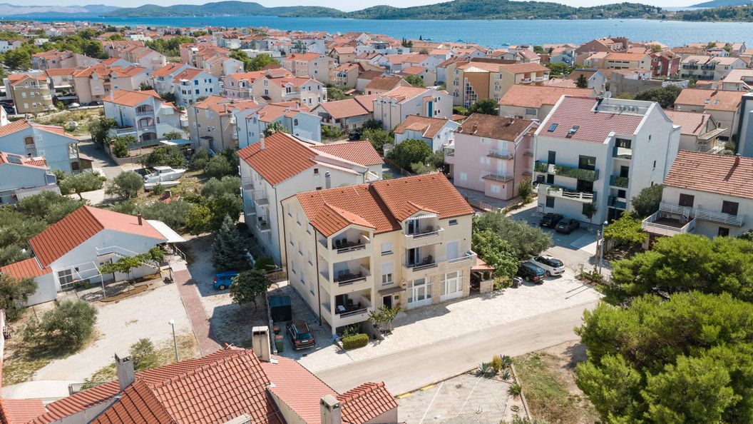Apartmanok Parkolóhellyel Srima - Vodice, Vodice - 23593 Srima - Vodice (1)