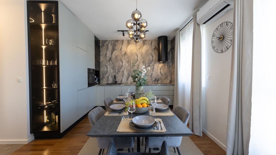 Apartmanok Parkolóhellyel Podstrana, Split - 24380 Podstrana (1)