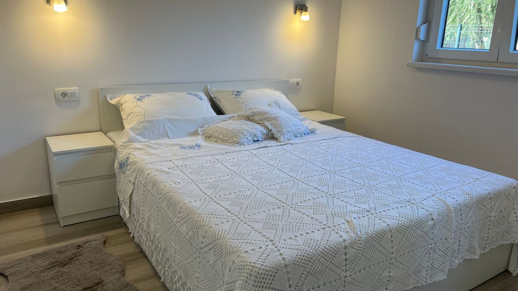 Apartmanok Parkolóhellyel Trogir - 24640 (1)