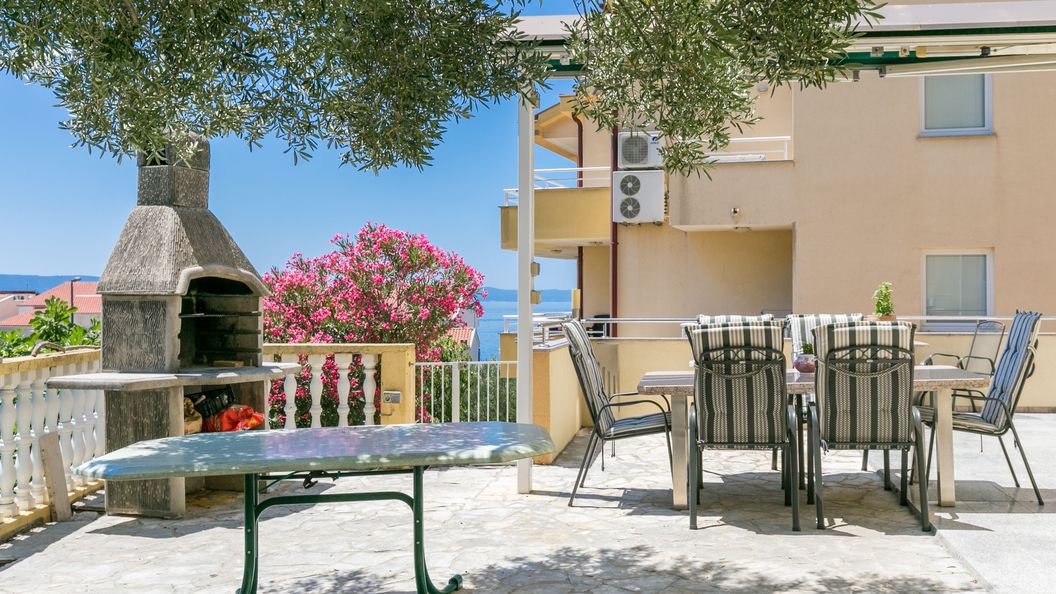Apartmanok A Tenger Mellett Tucepi, Makarska - 24643 Tučepi (1)