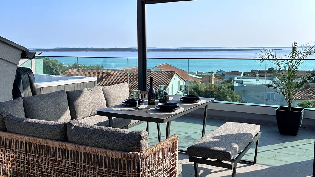 Apartmanok Parkolóhellyel Mandre, Pag - 24670 Mandre (1)