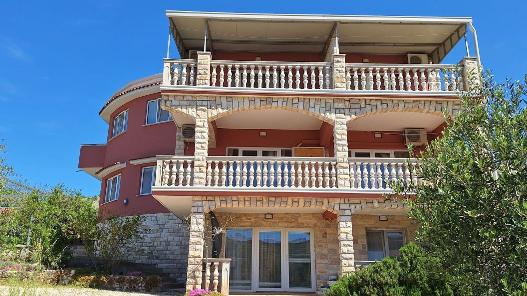 Apartments With Parking Space Grebaštica, Šibenik - 24934 Grebaštica (1)