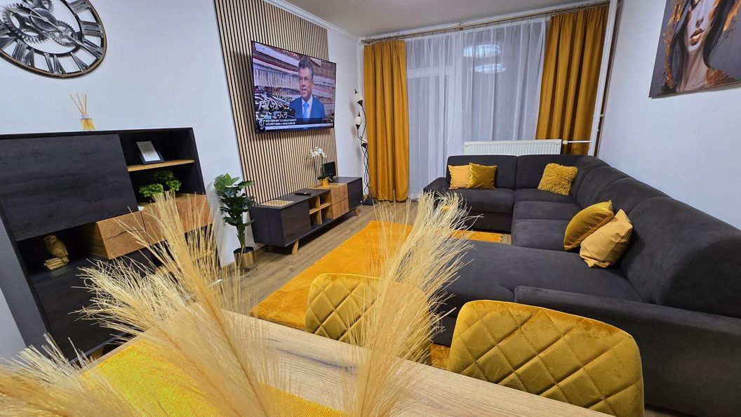 Belvárosi Grand Deluxe Apartman Pécs (1)