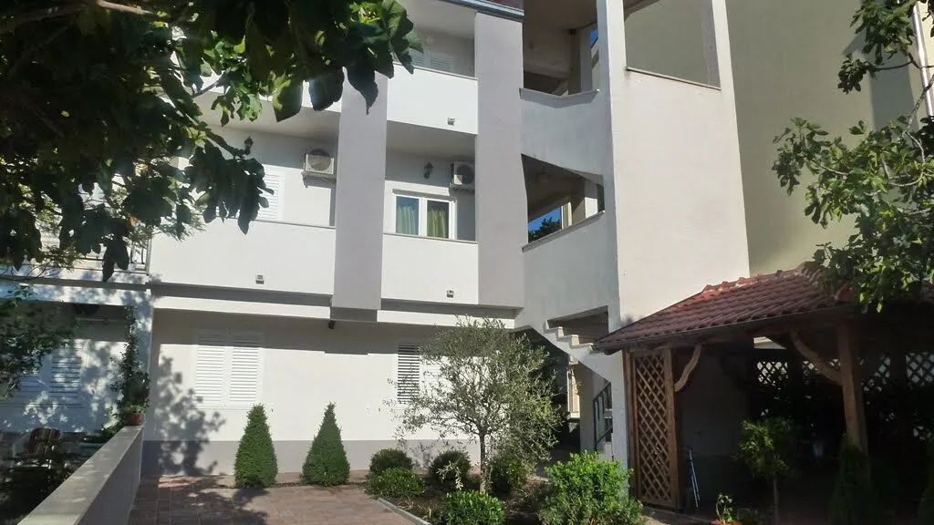 Apartments Palma Baska Voda (1)