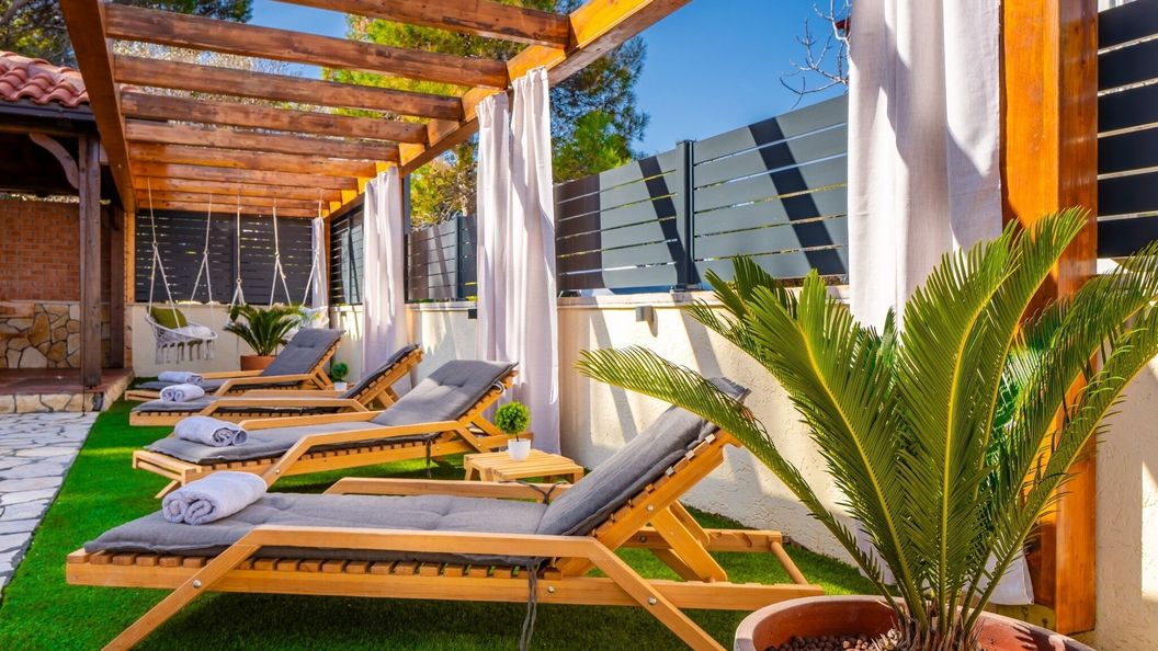 Apartmanok Parkolóhellyel Vir - 24513 (1)