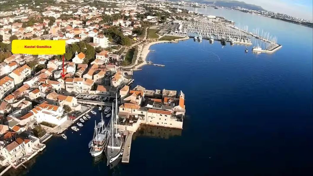 House Alice Kastel Gomilica (1)